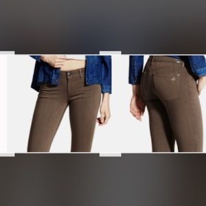 🦋dl1961 Cindy slim cut boot jeans in brown.Sz 28